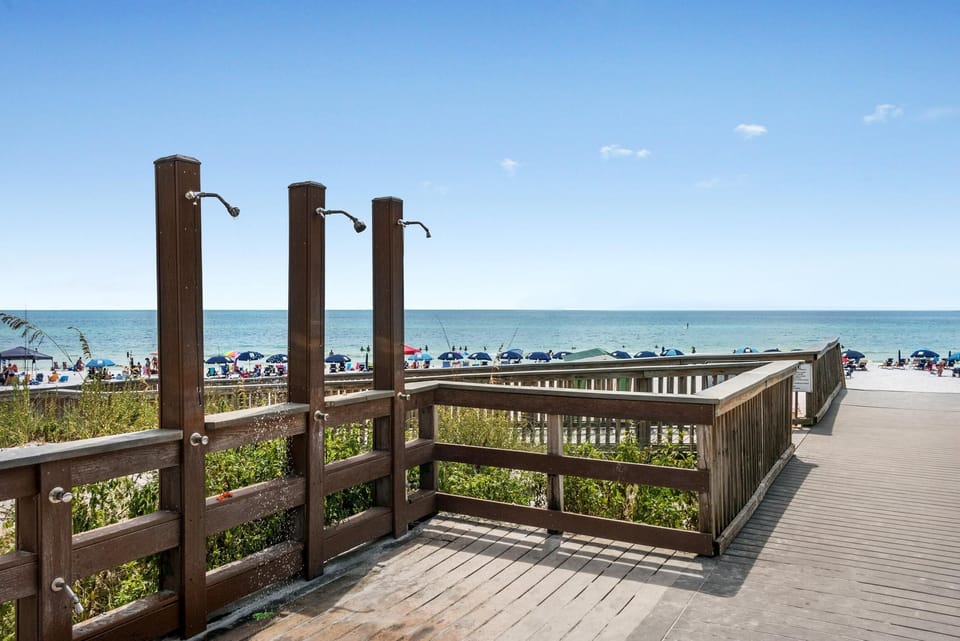 Apartment, Multiple Beds (Luau II 6425- Suite Destin-ation) | Property grounds