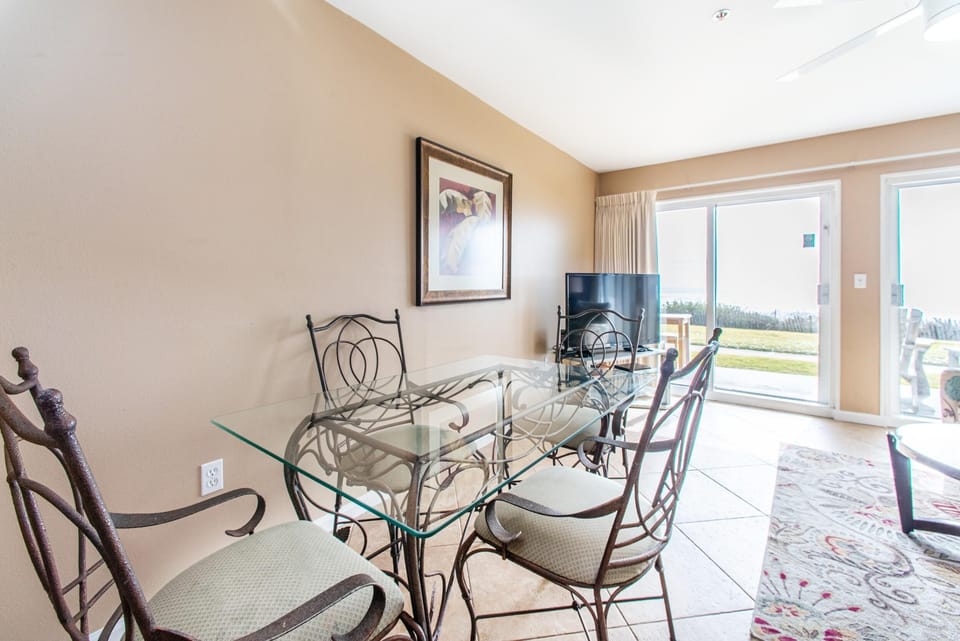 Condo, 1 King Bed with Sofa bed (Windancer 110) | Dining