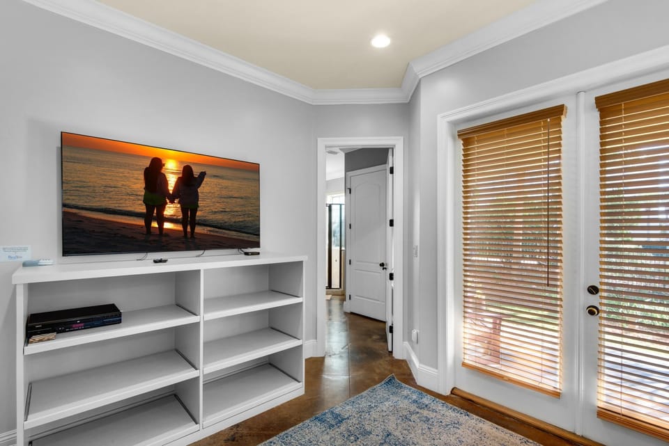 House, Multiple Beds (Villa Tuscana) | Interior
