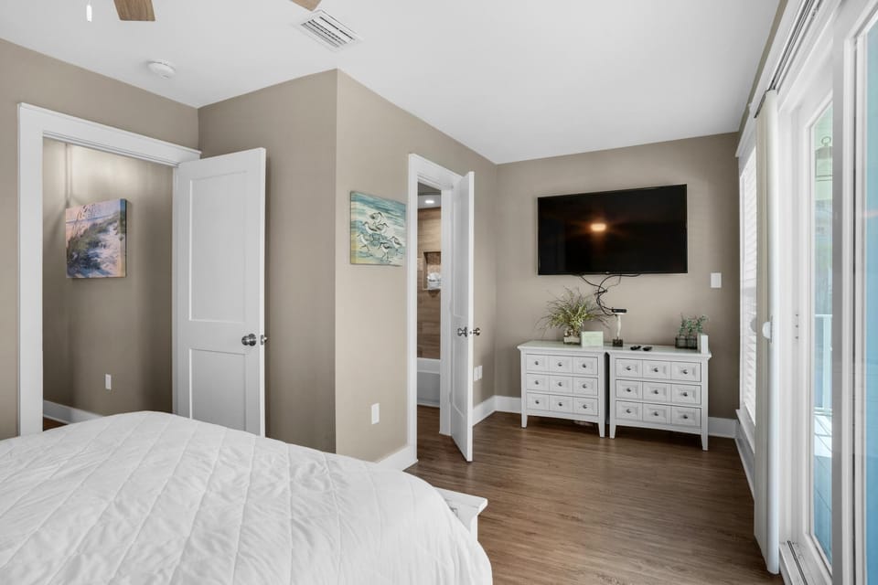 House, Multiple Beds (Sun Seeker) | 3 bedrooms, WiFi