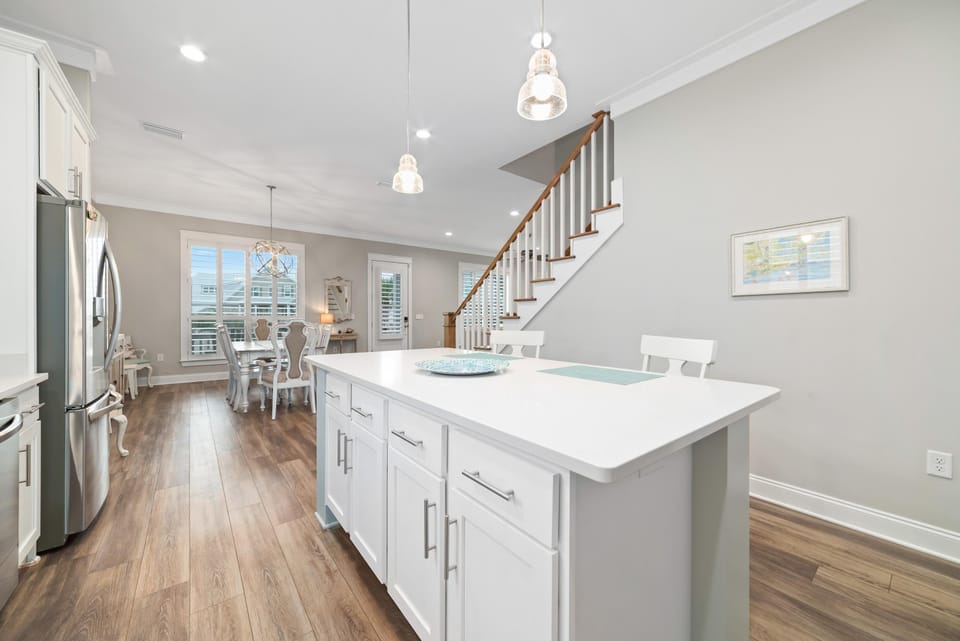 House, Multiple Beds (Starfish Cottage) | Interior