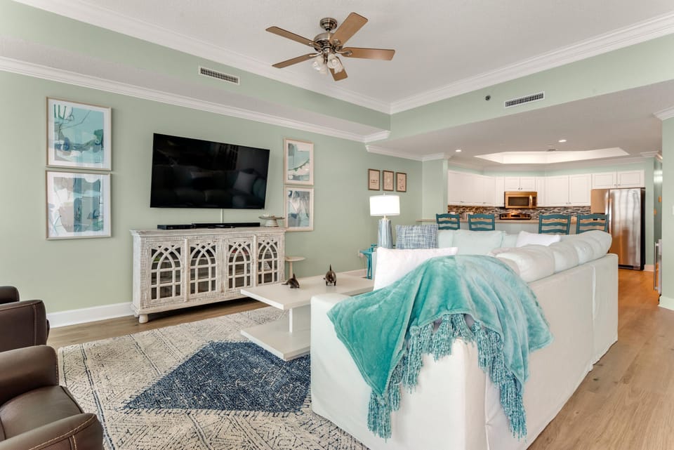 Condo, Multiple Beds (Phoenix West 1508) | Living area | TV