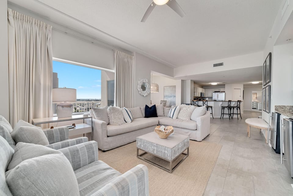 Condo, Multiple Beds (Spanish Key 510) | Living area | TV
