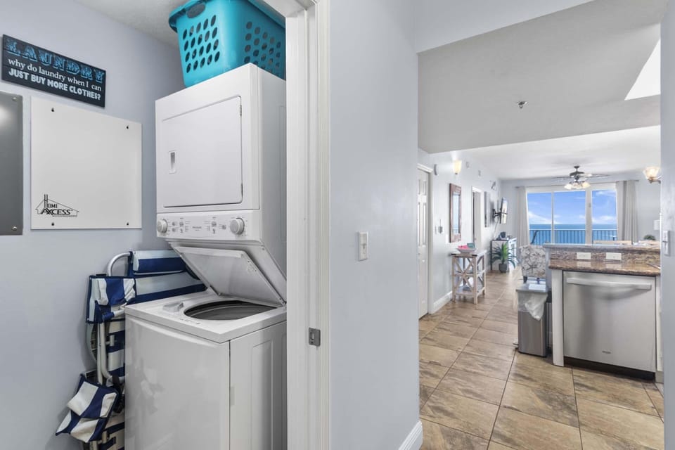 Condo, Multiple Beds (Ariel Dunes I 2009) | Interior