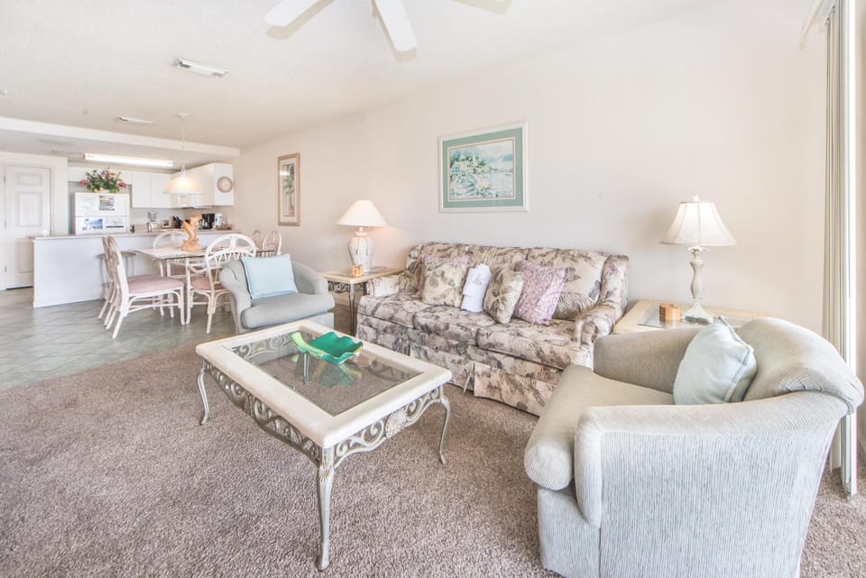 Condo, Multiple Beds (Ciboney 4003) | Living area | TV