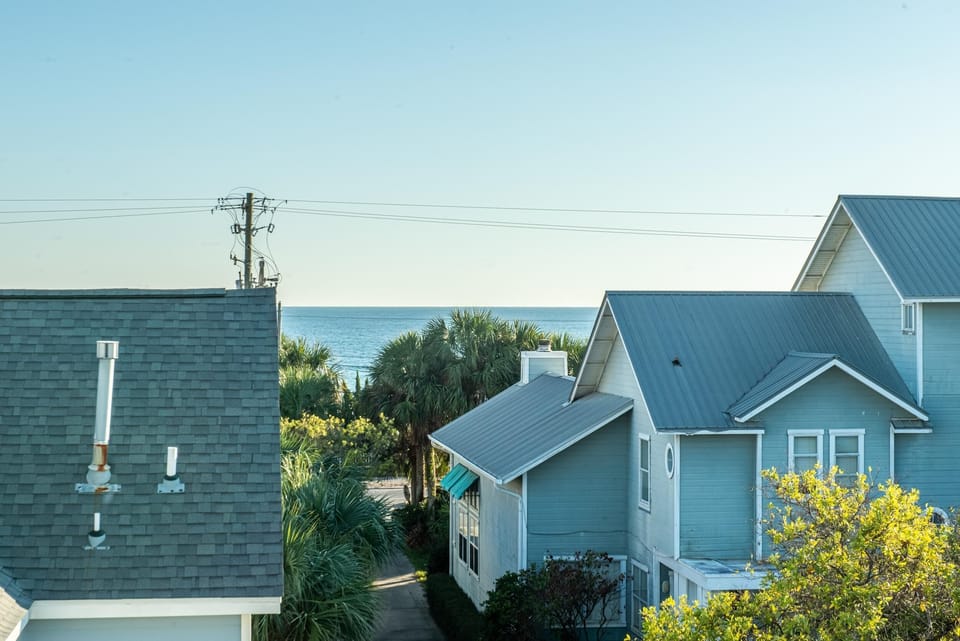 House, Multiple Beds (Fins Up) | Miscellaneous