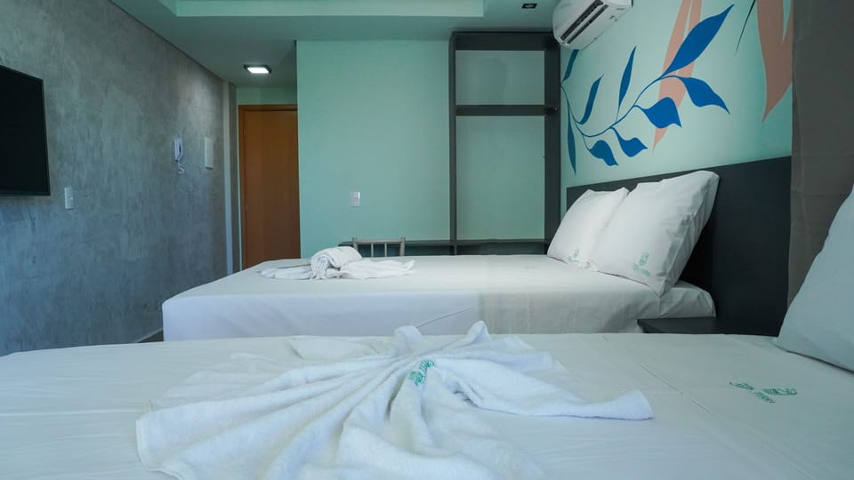Standard Triple Room | Desk, WiFi (free)
