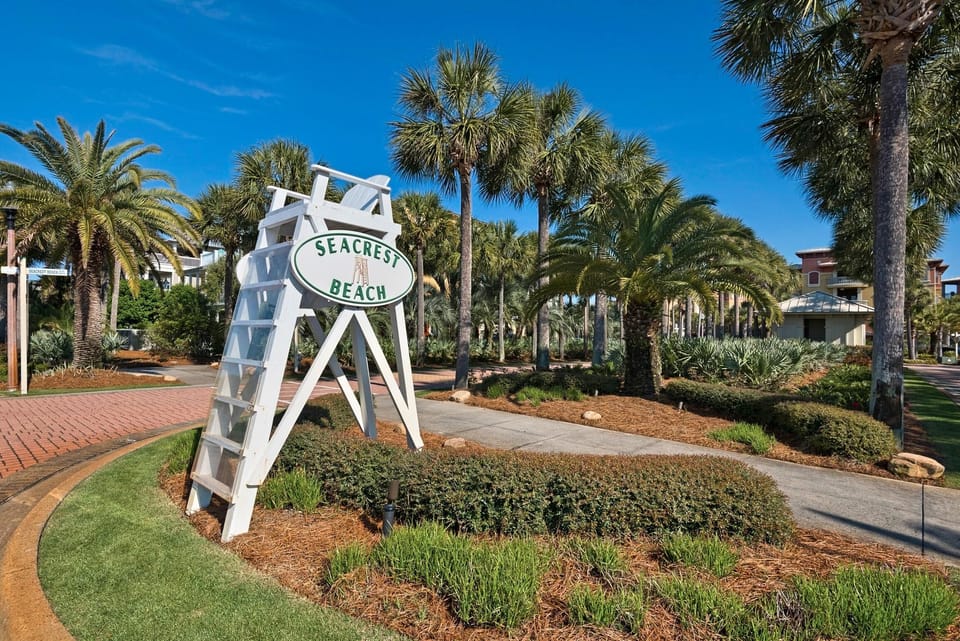 House, Multiple Beds (Daze Gone Bye) | Property grounds