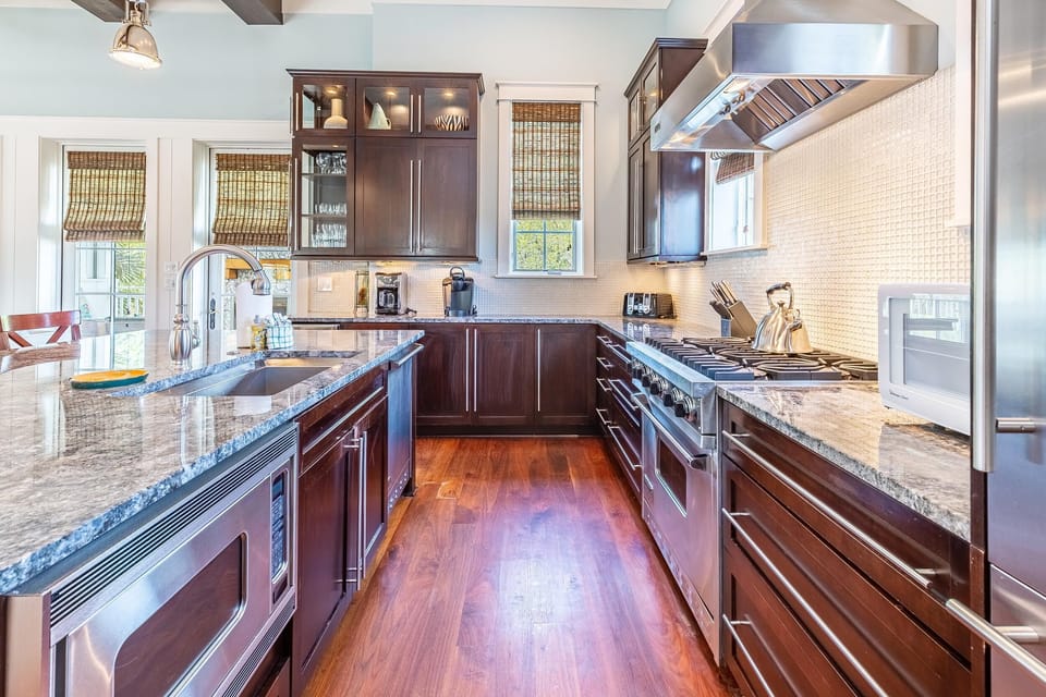 House, Multiple Beds (Stay Salty) | Private kitchen | Oven, toaster