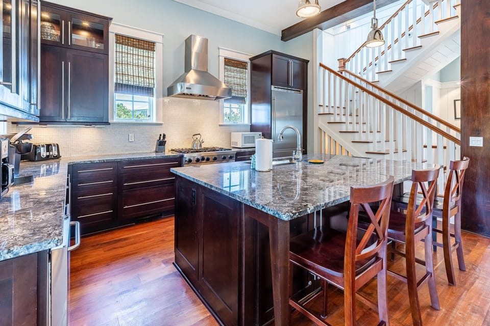 House, Multiple Beds (Stay Salty) | Private kitchen | Oven, toaster