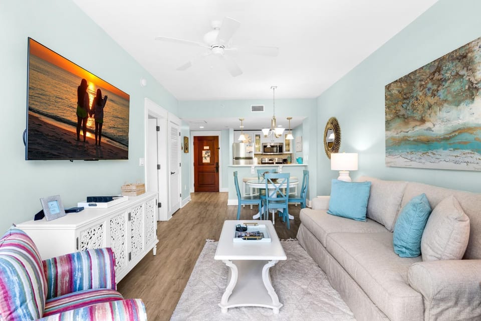 Condo, 1 King Bed with Sofa bed (Pilot House 506) | Living area | TV