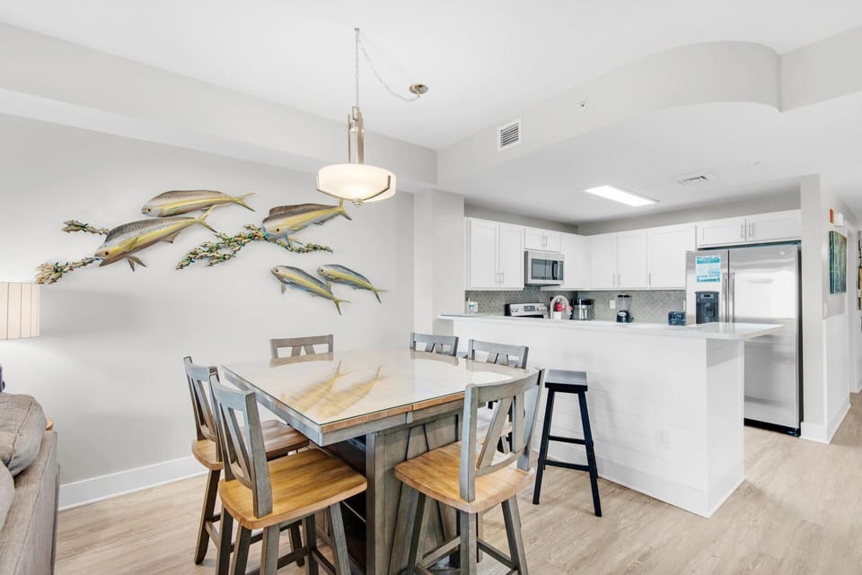 Condo, Multiple Beds (Calypso 3-807) | Dining