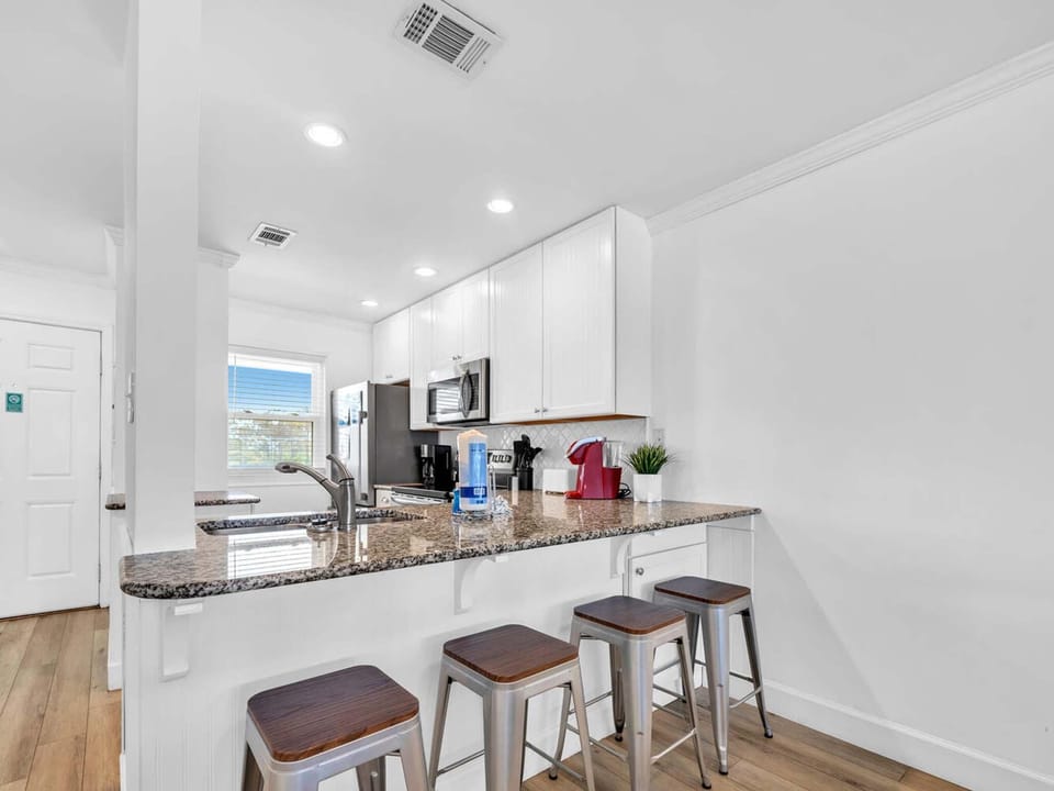 House, Multiple Beds (Ramsgate Harbour 60) | Private kitchen | Oven, toaster