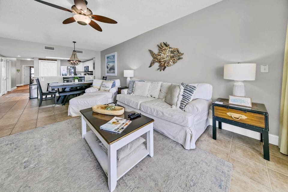 Condo, Multiple Beds (Majestic Beach Towers I 2002 Stay Sal) | Living area | TV