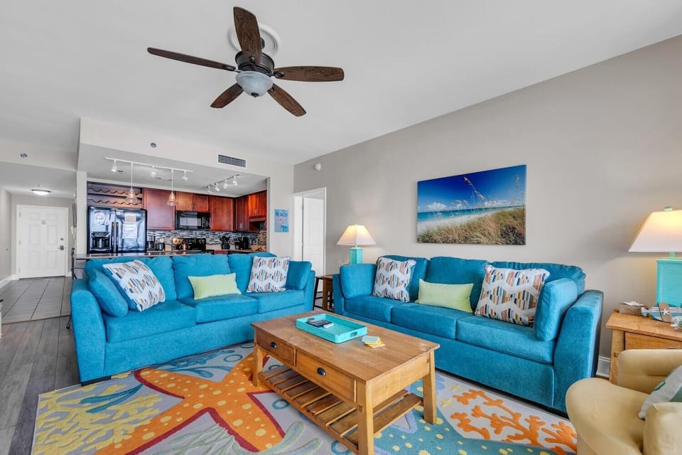 Condo, Multiple Beds (Laketown Wharf 1627) | Living area | TV
