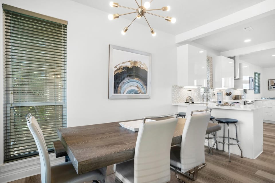 House, Multiple Beds (Destiny Beach Villas 17   Between the) | Dining