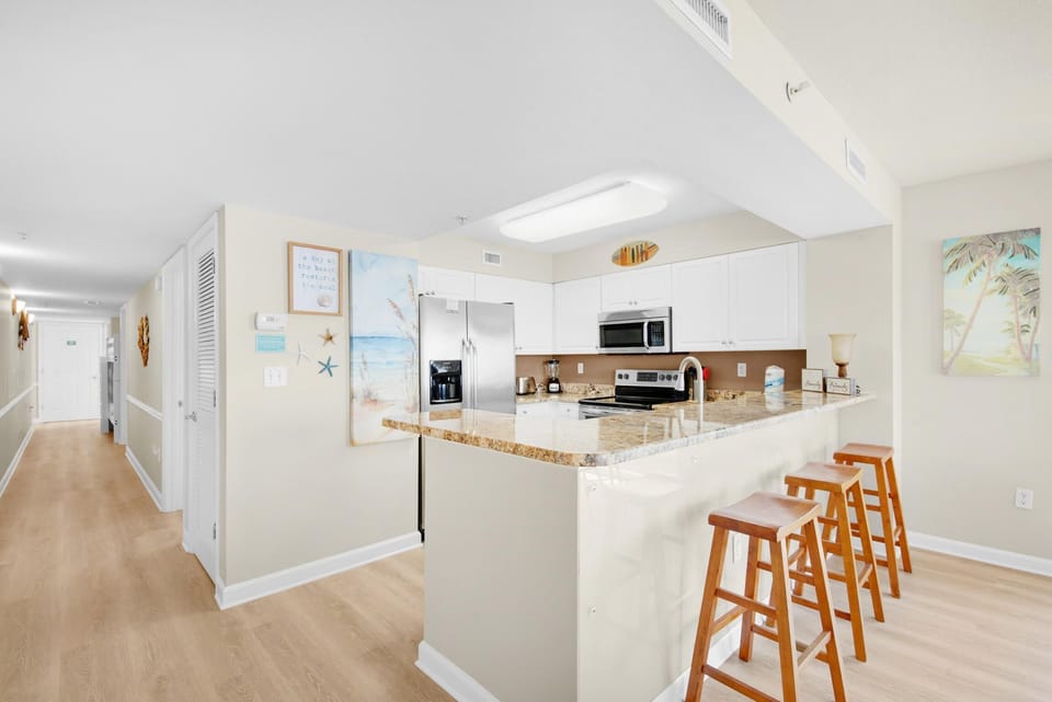 Condo, Multiple Beds (Pelican Isle 301) | Private kitchen | Oven, toaster