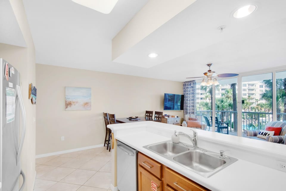 Condo, 1 King Bed with Sofa bed (Destin West Bayside Sandpiper #305- L) | Private kitchen | Oven, toaster