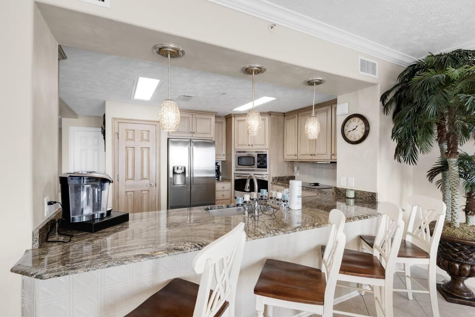 Condo, Multiple Beds (Hidden Dunes 1702) | Private kitchen | Oven, toaster