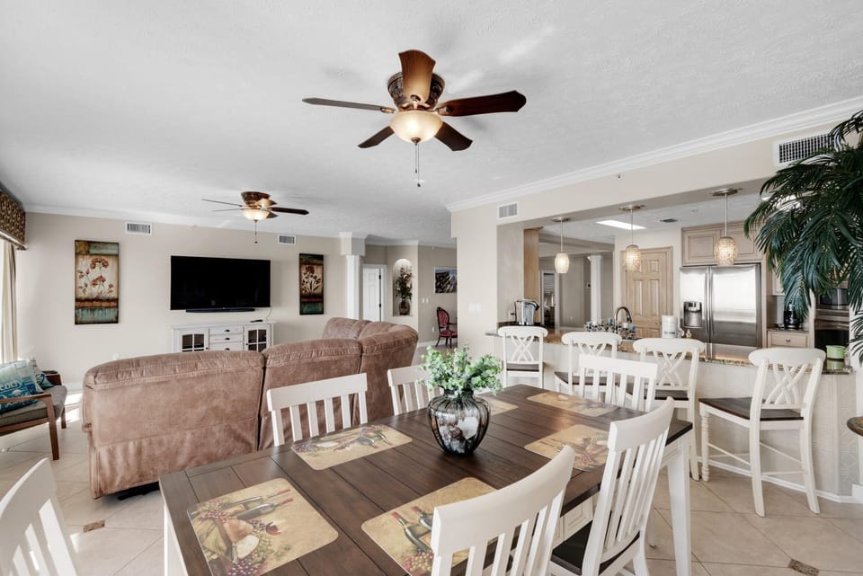 Condo, Multiple Beds (Hidden Dunes 1702) | Dining