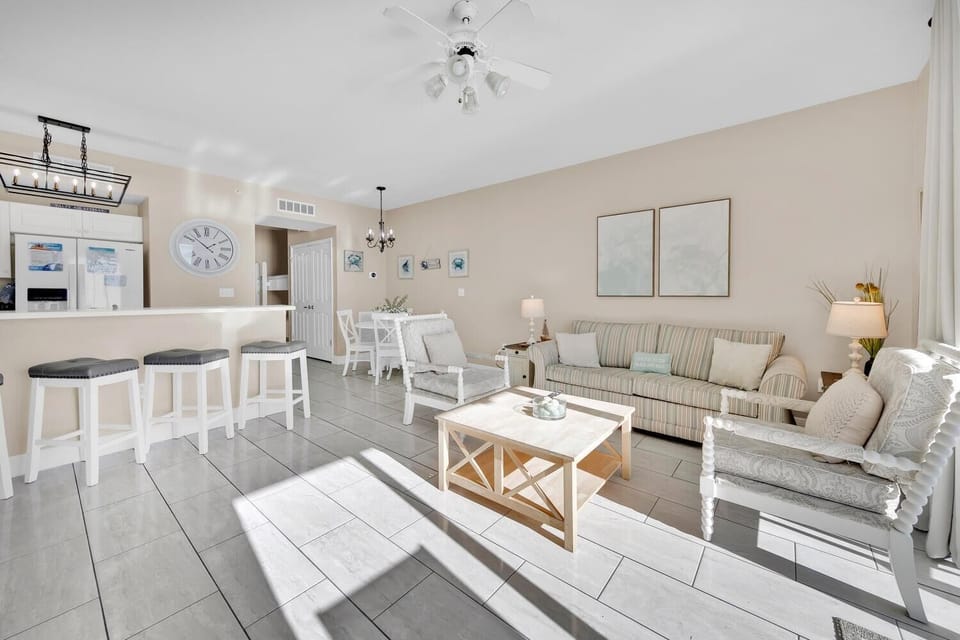 Condo, 1 King Bed with Sofa bed (Celadon 1103 - Beach Paradise) | Living area | TV
