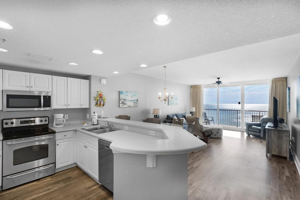 Condo, Multiple Beds (Majestic Beach Towers 2-803) | Private kitchen | Oven, toaster