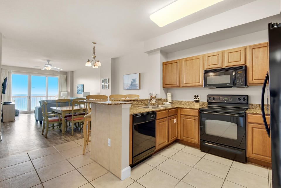 Condo, Multiple Beds (Sunrise Beach 903) | Private kitchen | Oven, toaster