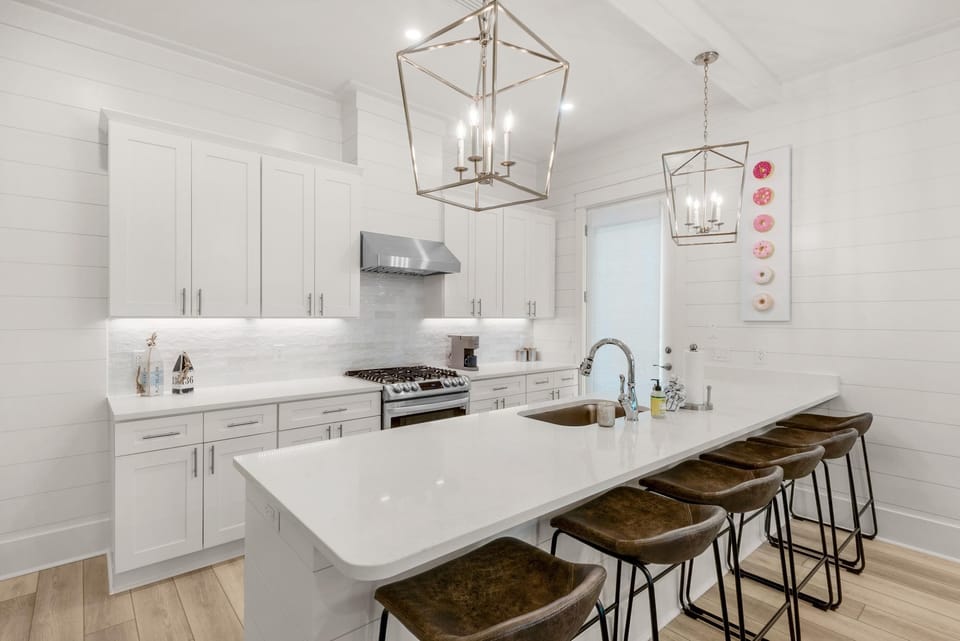 House, Multiple Beds (The Eagles Nest) | Private kitchen | Oven, toaster