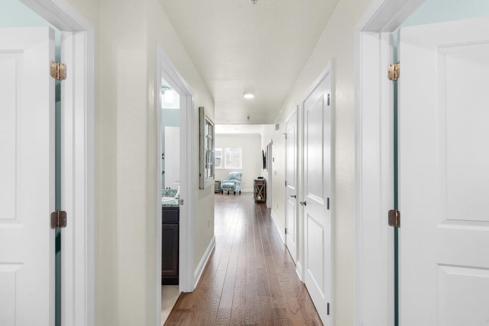 Condo, Multiple Beds (Alerio C202) | Interior