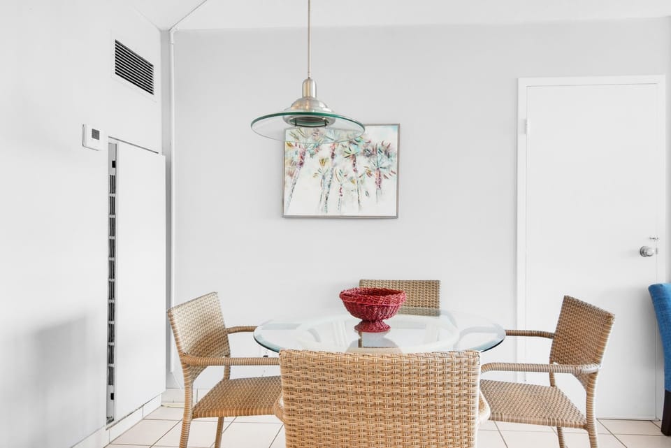 Studio, 2 Queen Beds (Top of the Gulf 208) | Dining