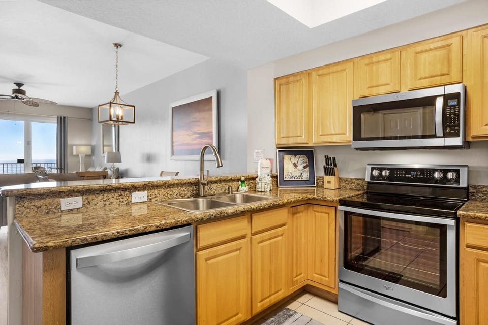 Condo, Multiple Beds (Ariel Dunes I 2303) | Private kitchen | Oven, toaster
