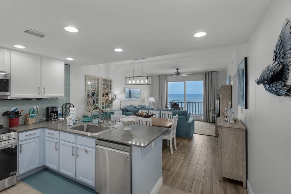 Condo, Multiple Beds (Sterling Breeze 804) | Private kitchen | Oven, toaster