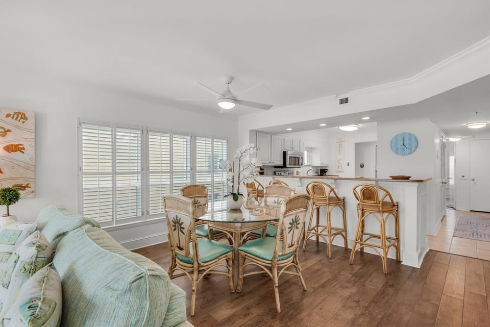 Condo, Multiple Beds (Sea Oats 601) | Interior
