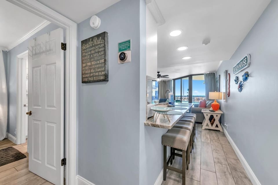 Condo, Multiple Beds (Sunbird 102W) | Dining