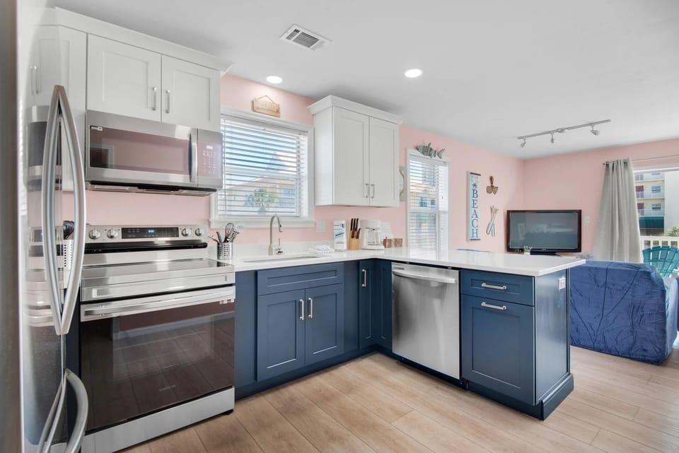 Condo, Multiple Beds (St. Martin Beachwalk Villas 423) | Private kitchen | Oven, toaster