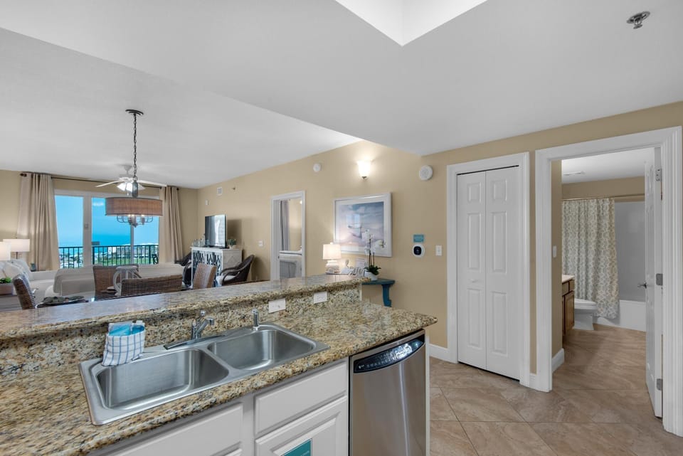 Condo, Multiple Beds (Ariel Dunes II 904) | Interior