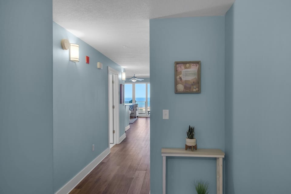 Condo, 1 King Bed with Sofa bed (Calypso 3-708) | Interior