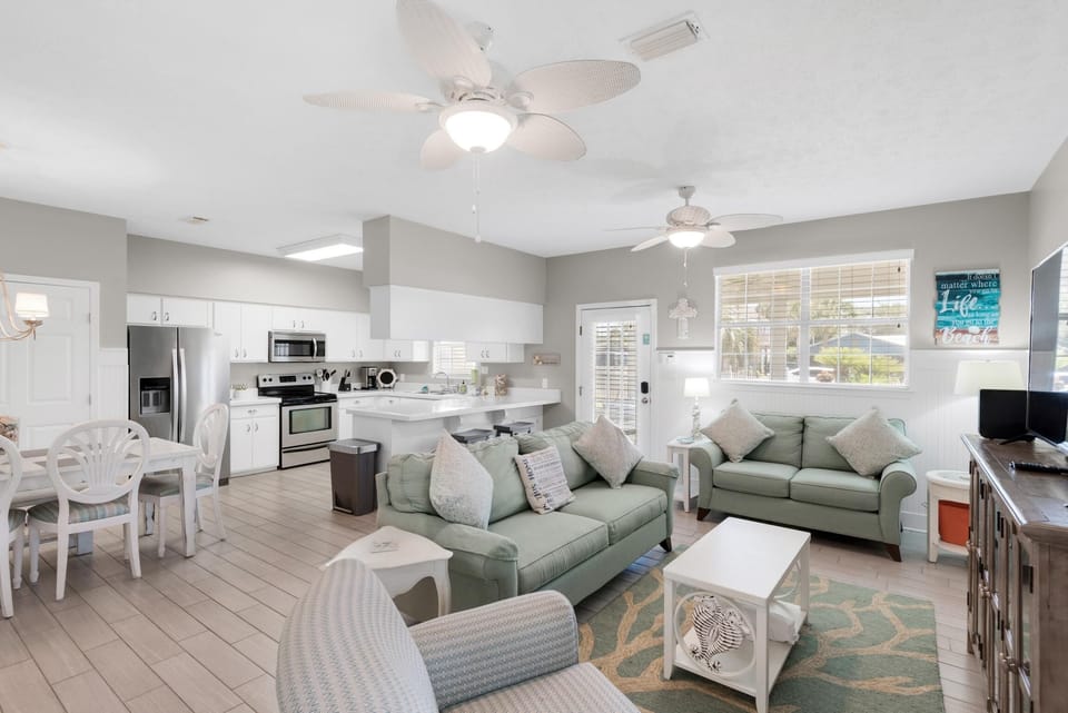 House, Multiple Beds (Golden Shores) | Living area | TV