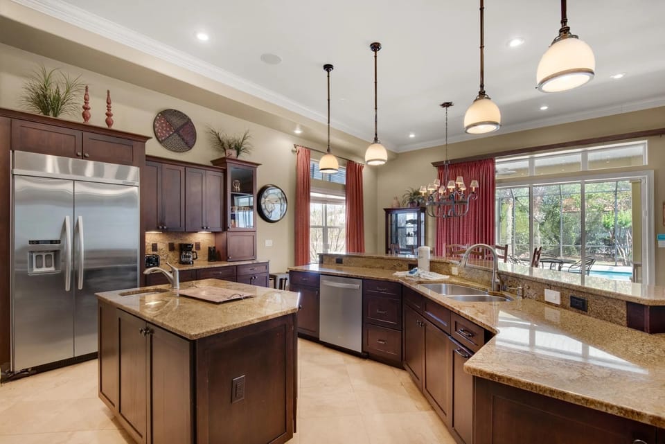 House, Multiple Beds (Sunny Days) | Private kitchen | Oven, toaster, cookware/dishes/utensils