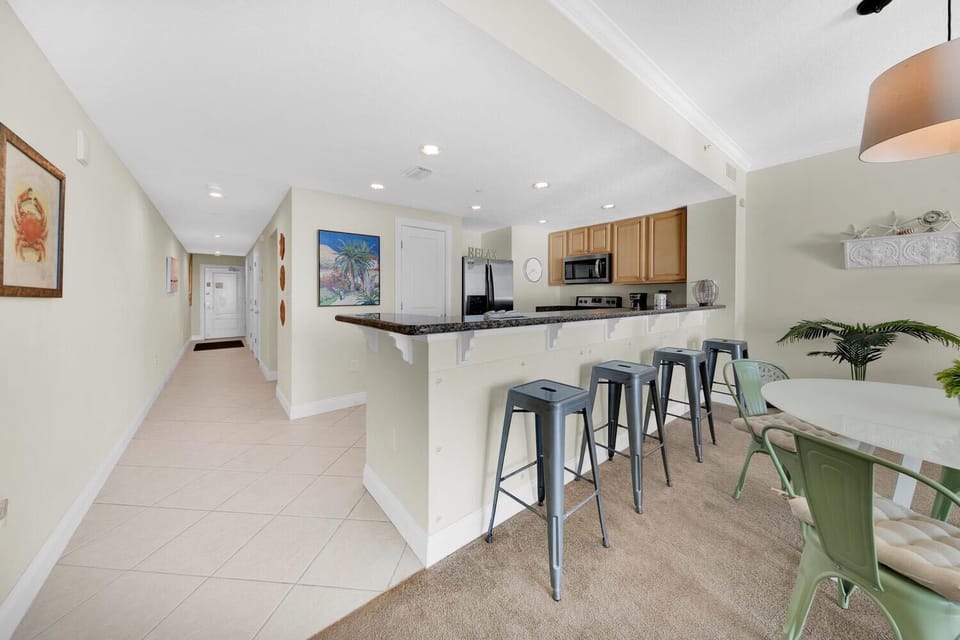 Condo, 1 Queen Bed with Sofa bed (Palazzo 404) | Dining