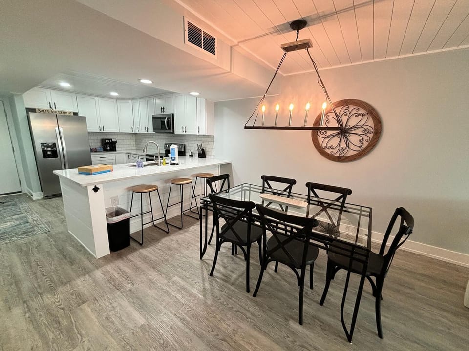 Condo, Multiple Beds (Dunes of Panama 203C) | Dining