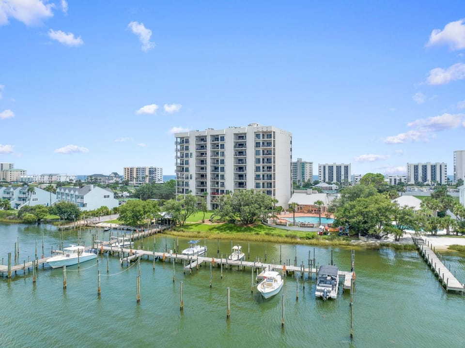 Condo, Multiple Beds (Shipwatch Riverside E905) | Marina