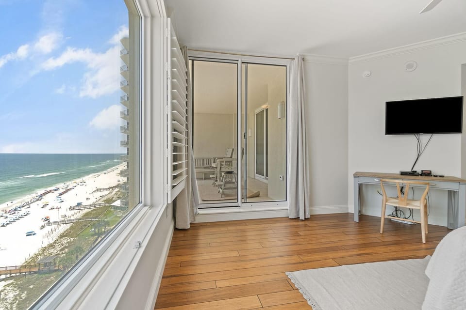 Condo, Multiple Beds (Indigo West 1202) | Interior