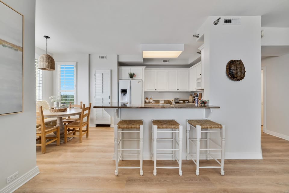 Condo, Multiple Beds (Beach Colony West 6D) | Private kitchen | Oven, toaster, paper towels