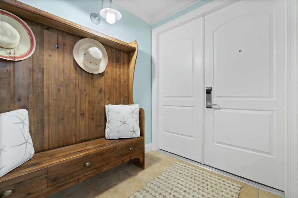 Condo, Multiple Beds (Indigo East 2002 with Private Poolsid) | Interior