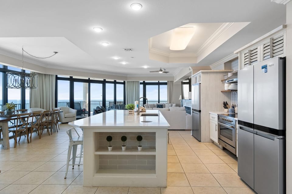 Condo, Multiple Beds (The Oasis at Orange Beach 2411 (Phoen) | Private kitchen | Oven, toaster, paper towels