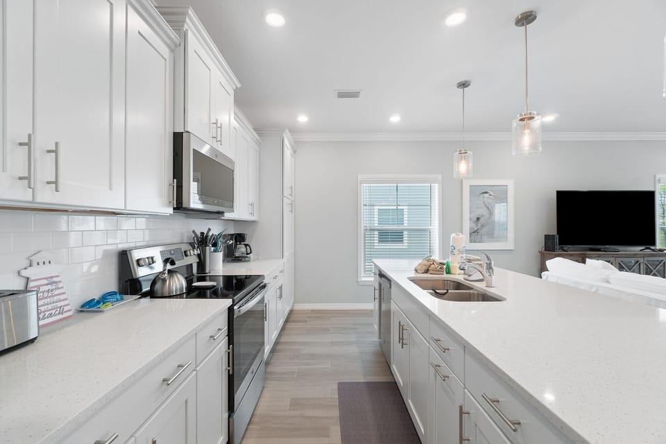 House, Multiple Beds (Lost and Found at the Beach at Lost K) | Private kitchen | Oven, toaster, paper towels