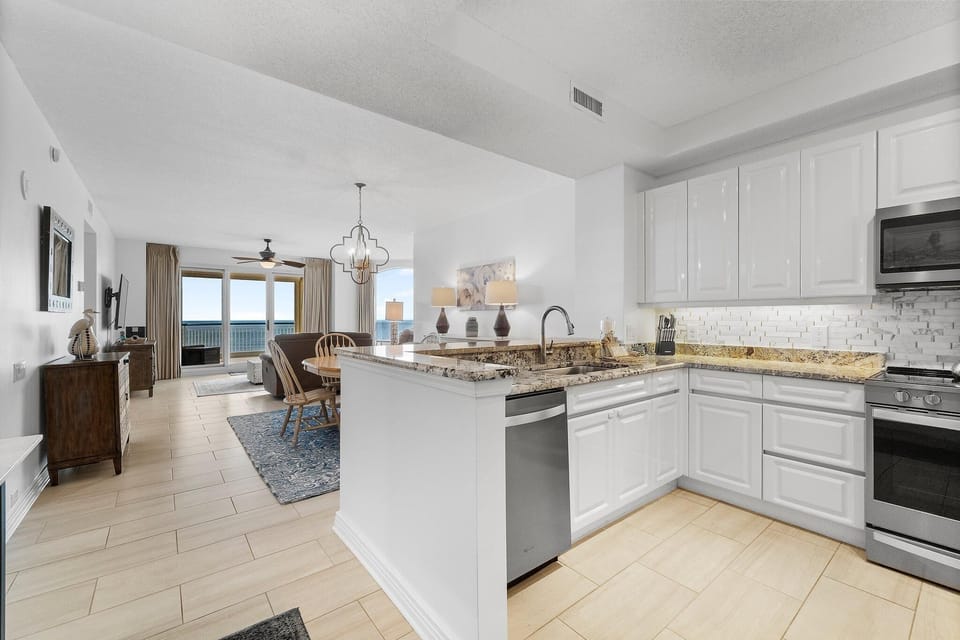 Condo, Multiple Beds (Beach Colony West 12C) | Private kitchen | Oven, toaster, paper towels