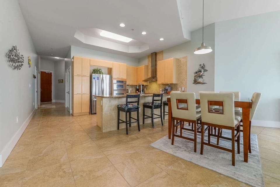 Condo, Multiple Beds (Caribe C104) | Private kitchen | Oven, toaster, paper towels