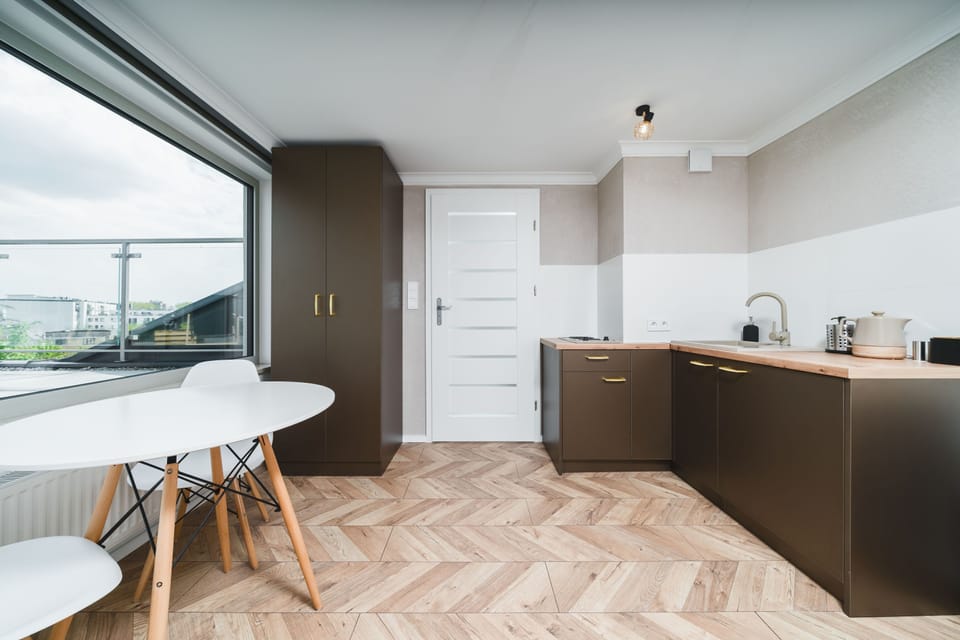 *Penthouse* Private Terrace With Wawel Castle View | Desk, soundproofing, cribs/infant beds, free WiFi